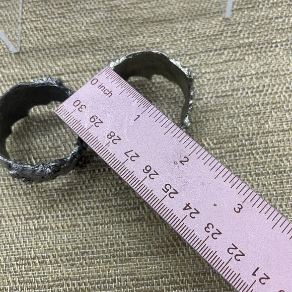 Seagull Pewter Holly Berry Ribbon napkin rings set of 4 - Picture 7 of 7